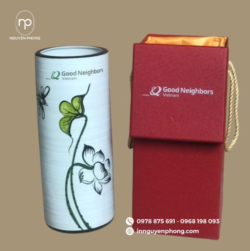 Mẫu hộp giấy đựng lọ hoa chuyên nghiệp